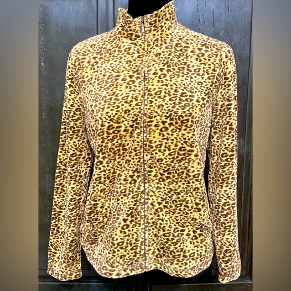 Kim Rogers’s leopard pattern velvet jacket. PS - Picture 1 of 10